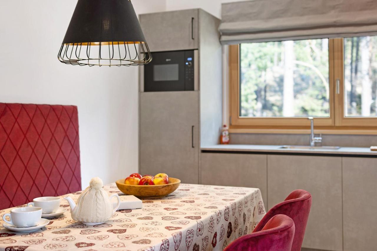 Les Ciases Chalets Dolomites Apt 5 St. Vigil Exteriör bild